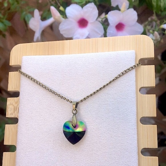 Reversible Black Diamond + Iridescent Oil Spill Rainbow Crystal Heart Necklace - Picture 11 of 11